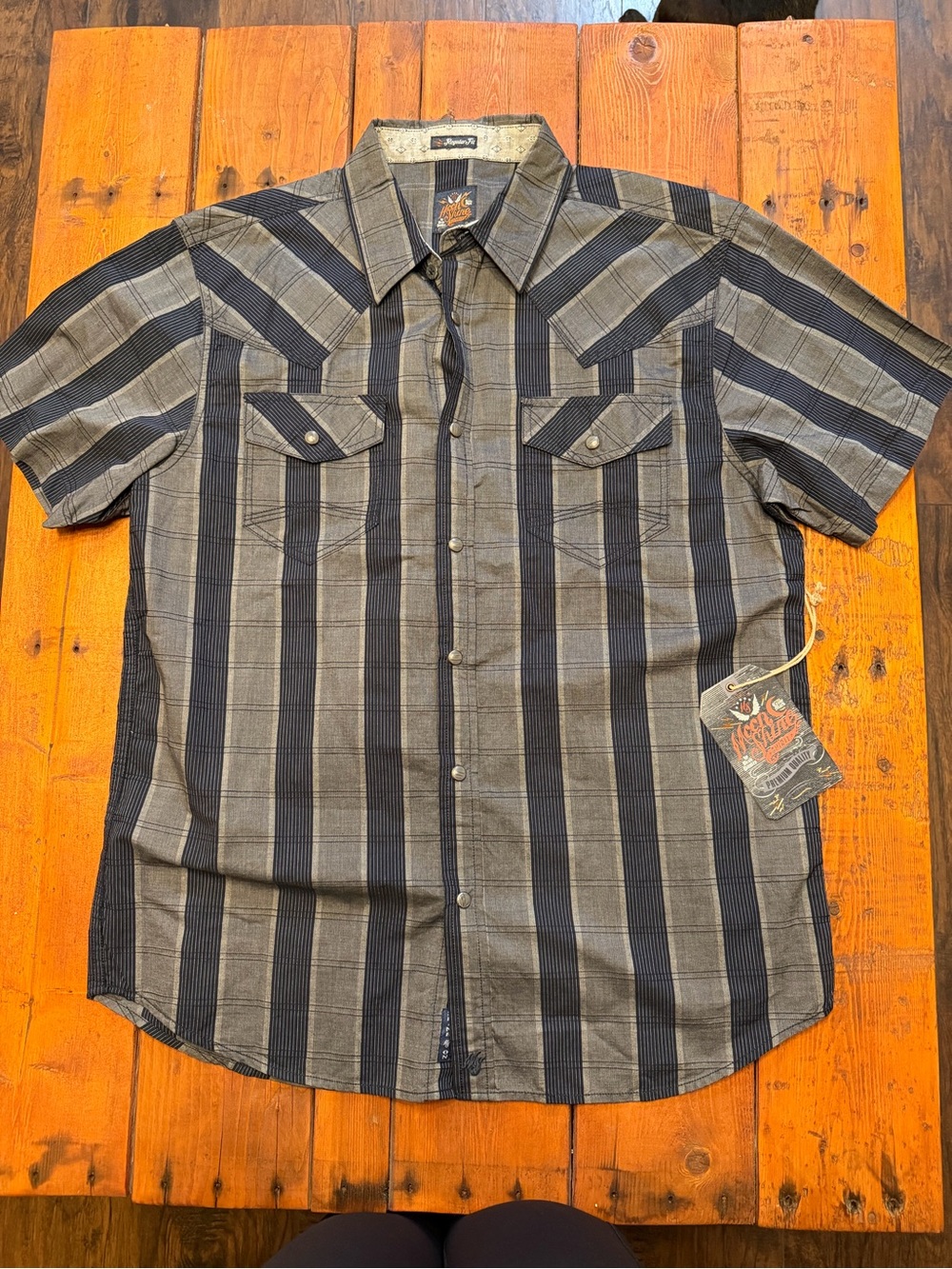 Moonshine Men's Short-Sleeve Navy Blue & Gray Stripe Western Shirt